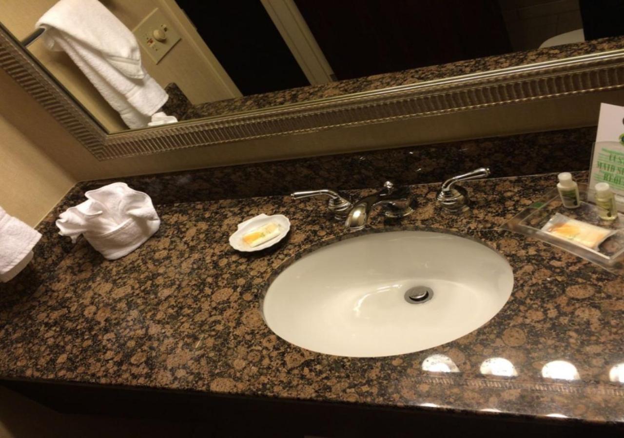 Holiday Inn Springdale-Fayetteville Area By Ihg מראה חיצוני תמונה